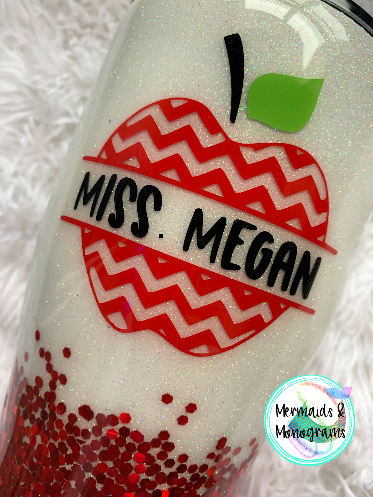 Apple Chevron Tumbler